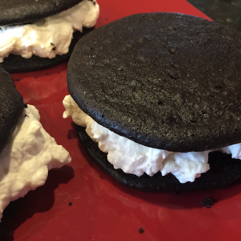 Old-Fashioned Whoopie Pies!